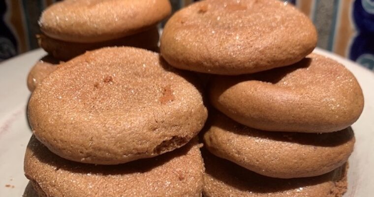 Soft & chewy ginger cookies