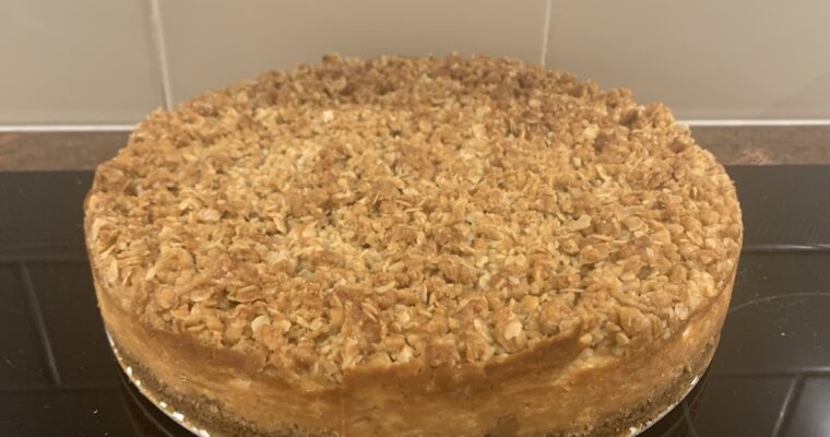 Oh Ya, Apple Pie stuffed Cheesecake!